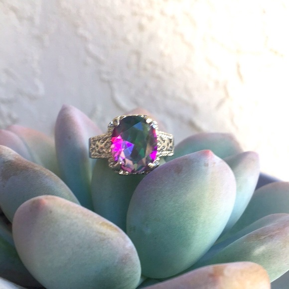 ❤️Stunning Mystic Stone Ring Size 7 - Picture 4 of 5